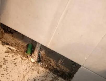 马龙楼顶漏水维修公司分享下修复水管漏水的几种小方法